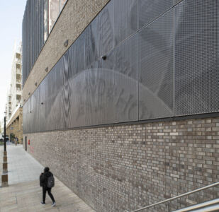 FLO Castor Woolwich Crossrail Station London Beccy 2023 7