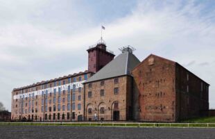 2 Northcot Shrewsbury Flaxmill Maltings Sustainability category Photo credit David Jerred Miles DSC05329 GR